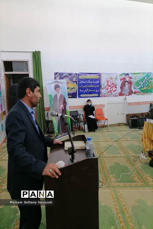 برگزاری جشن تکلیف وتقدیرازمعلمان دبستان حضرت رقیه(س)درشهرستان حمیدیه