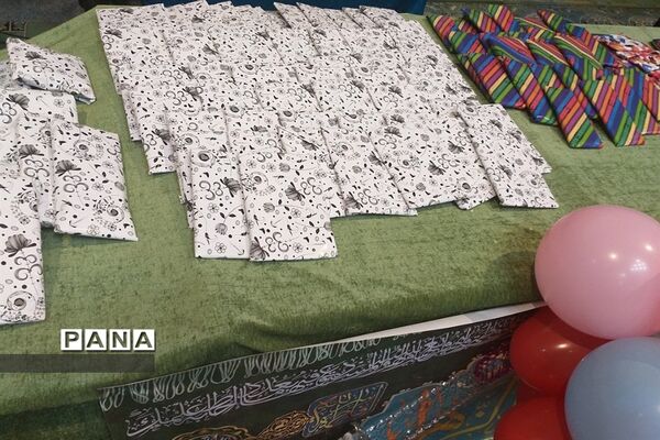 جشن‌تولد ۴۰ کودک‌نیازمند مصادف با میلاد حضرت‌زهرا(س) در پردیس