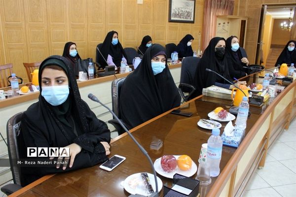 نشست تخصصی زنان، توسعه و مشارکت اجتماعی بانوان آموزش و پرورش استان بوشهر