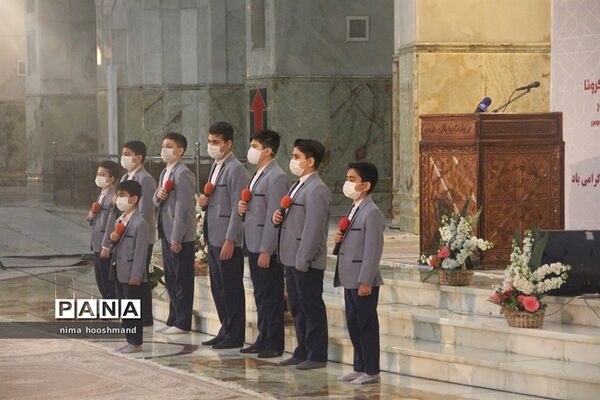 اختتامیه اولین جشنواره فرهنگی هنری دختران امروز در حرم امام خمینی(ره)