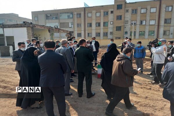 برگزاری مراسم خشت‌گذاری مدرسه جوادالائمه خاورشهر، همزمان با ایام مبارک دهه فجر