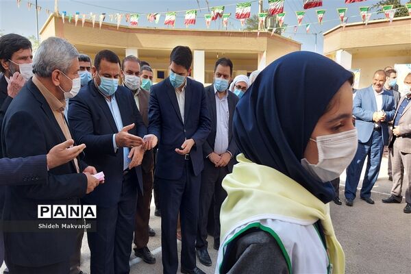 افتتاح چند مدرسه در شهرستان حمیدیه به مناسبت دهه فجر
