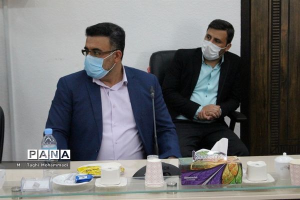 نشست مدیران و کارکنان مدارس و مراکز آموزش و پرورش استثنایی استان بوشهر با معاون وزیر