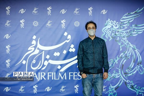 اکران فیلم  "روشن" در سی و نهمین جشنواره فیلم فجر