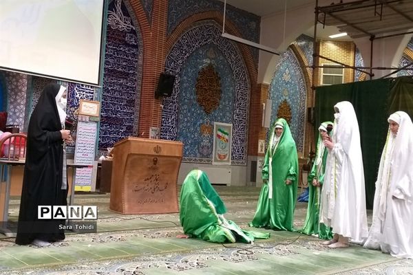 اجرای تئاتر با موضوع تولدحضرت‌فاطمه(س) در پردیس