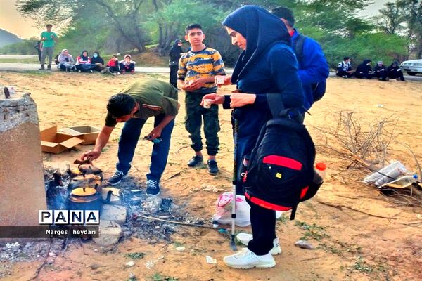 برگزاری همایش مردمی به مناسبت دهه فجر شهرستان امیدیه
