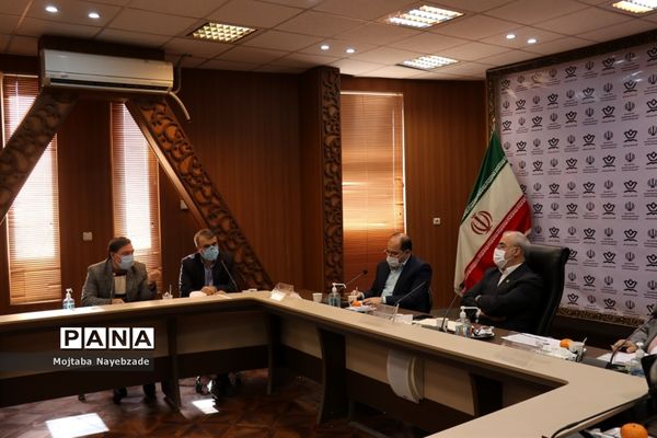 حضور معاون پرورشی و فرهنگی خراسان رضوی  و روسای ادارات داخلی  این حوزه در ناحیه دو مشهد