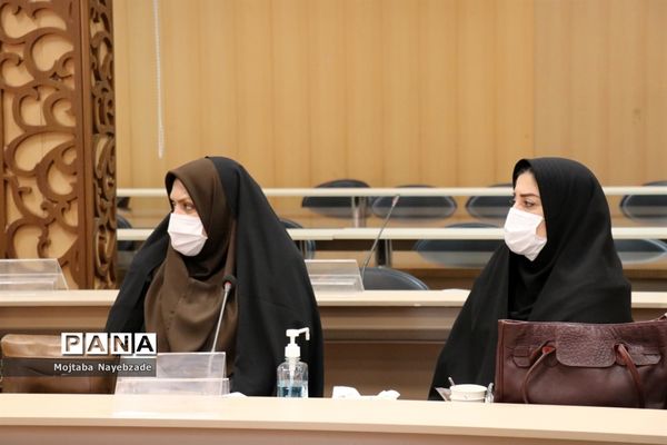 حضور معاون پرورشی و فرهنگی خراسان رضوی  و روسای ادارات داخلی  این حوزه در ناحیه دو مشهد