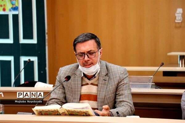 حضور معاون پرورشی و فرهنگی خراسان رضوی  و روسای ادارات داخلی  این حوزه در ناحیه دو مشهد