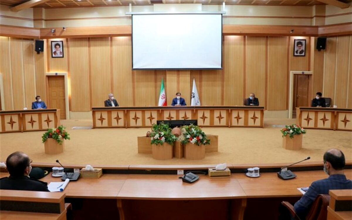 ضرورت پرهیز جدی شهروندان از شکل‌گیری تجمعات، دورهمی‌ها و تردد در ساعت‌های ممنوع