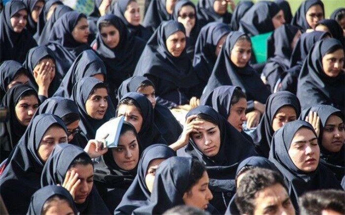 بهداشت بلوغ را چگونه به دختران آموزش دهیم؟