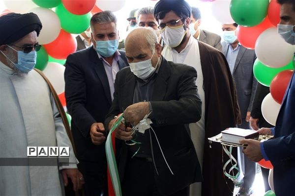 افتتاح مدرسه اسفندآباد ابرکوه به مناسبت دهه فجر