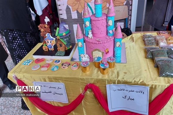 برگزاری نمایشگاه حجاب وعفاف  وهنرهای دستی درهنرستان طوبی شهرستان حمیدیه