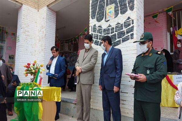 برگزاری نمایشگاه حجاب وعفاف  وهنرهای دستی درهنرستان طوبی شهرستان حمیدیه
