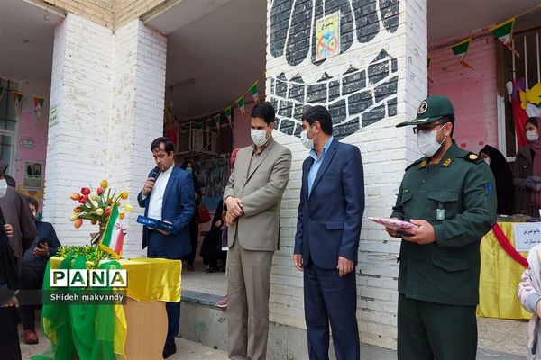 برگزاری نمایشگاه حجاب وعفاف  وهنرهای دستی درهنرستان طوبی شهرستان حمیدیه