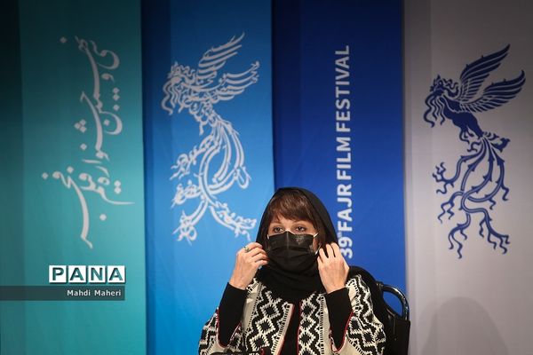 اکران فیلم "تی تی" در سی و نهمین جشنواره فیلم فجر