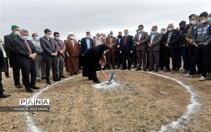 کلنگ زنی بزرگترین هنرستان دارالفنون شهرستان زبرخان