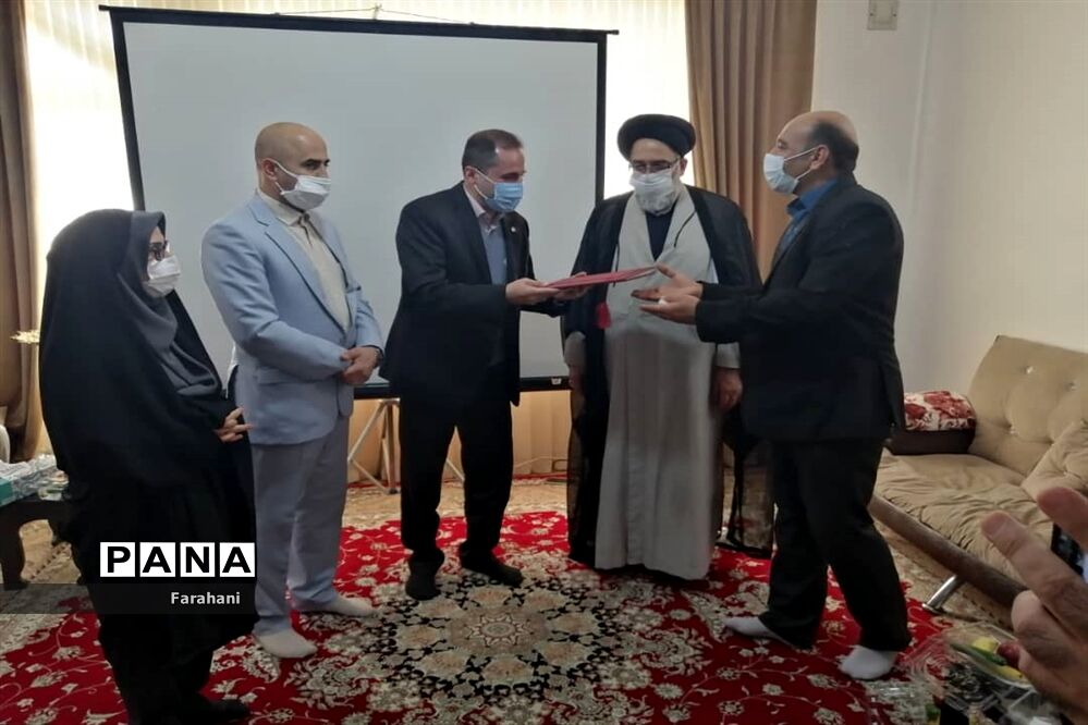 آیین واگذاری ۱۵۷ واحد مسکونی به مددجویان استان تهران با محوریت  ورامین