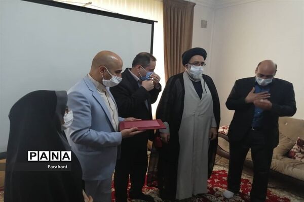 آیین واگذاری ۱۵۷ واحد مسکونی به مددجویان استان تهران با محوریت  ورامین