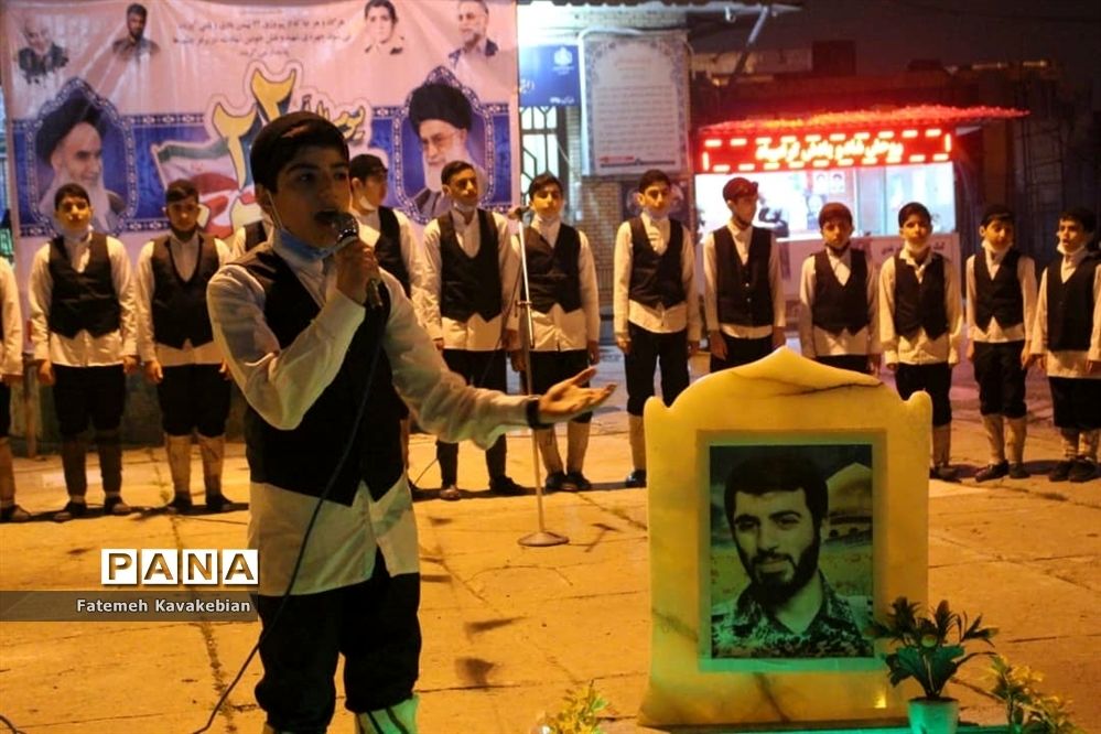 جشن ۲۲ بهمن در امام‌زاده عباس ساری