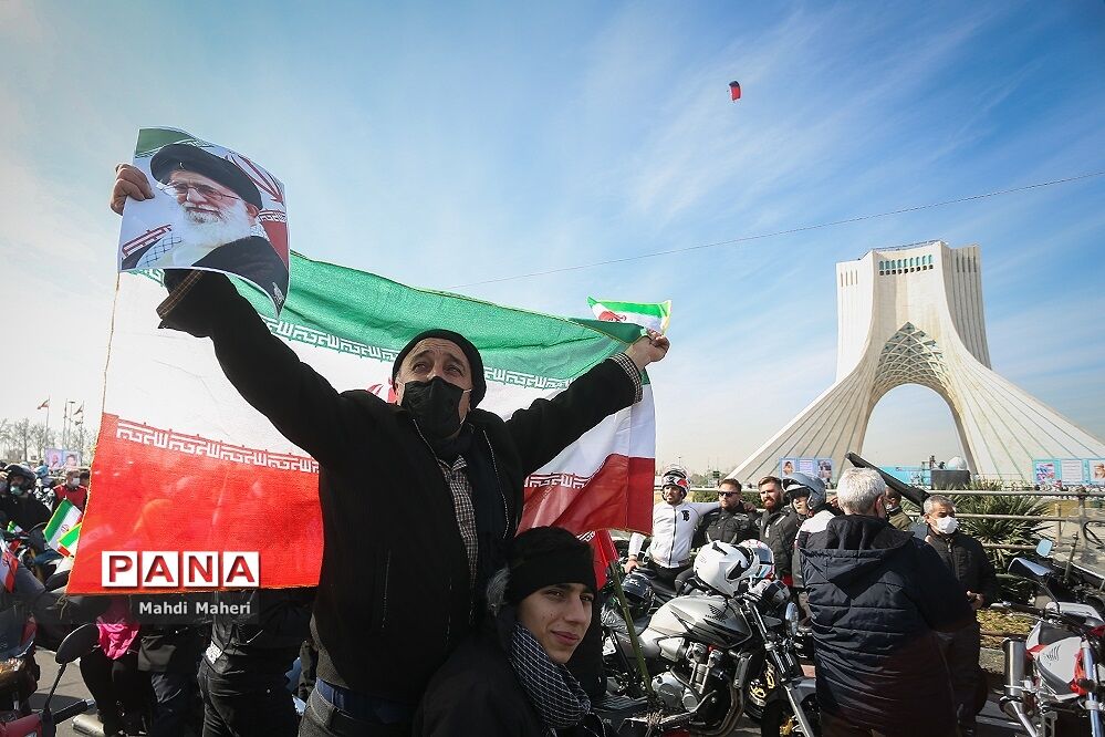 راهپیمایی یوم الله ۲۲ بهمن در تهران- ۲