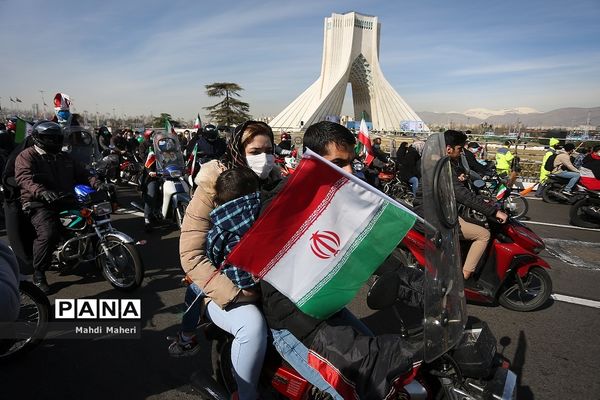 راهپیمایی یوم الله ۲۲ بهمن در تهران- ۲