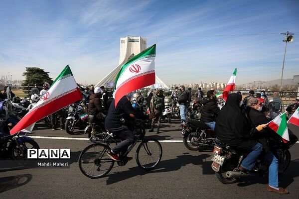 راهپیمایی یوم الله ۲۲ بهمن در تهران- ۲