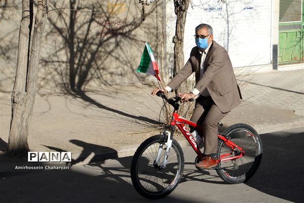 خلق حماسه‌ای ماندگار با رژه خودرویی در تایباد