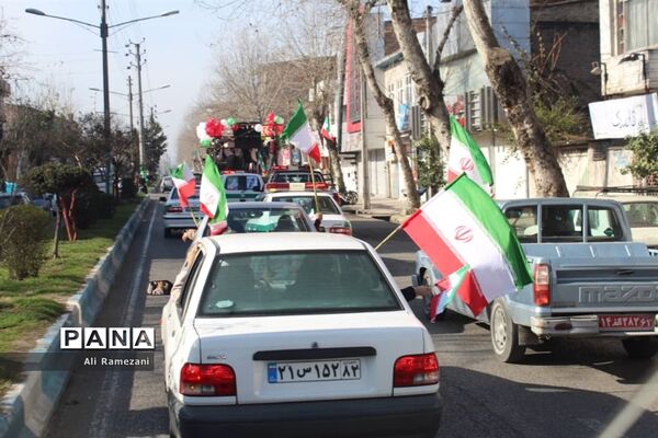 راهپیمایی خودرویی ۲۲ بهمن در قائمشهر