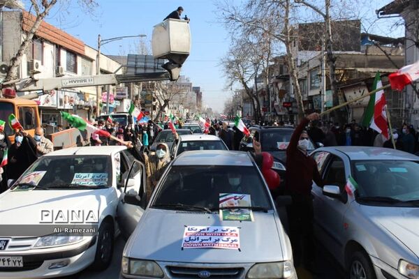 راهپیمایی خودرویی ۲۲ بهمن در قائمشهر
