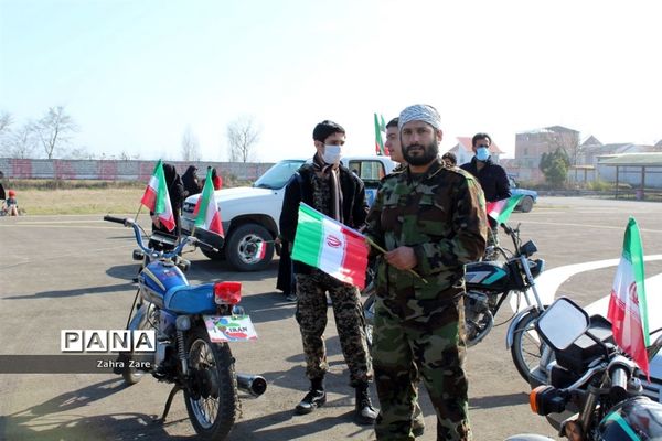 راهپیمایی خودرویی ۲۲ بهمن در محمودآباد