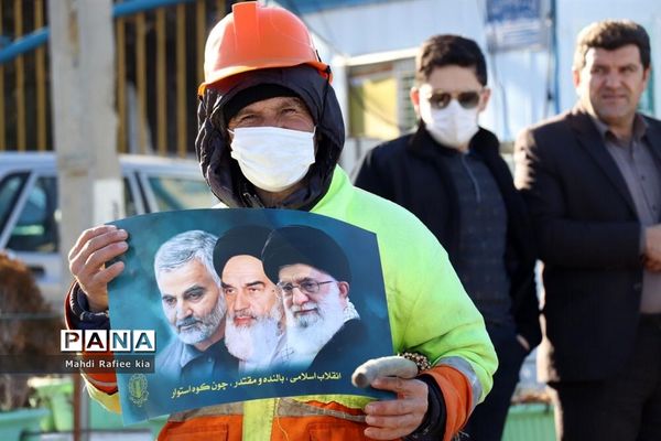 رژه خودرویی یوم الله ۲۲ بهمن در آذربایجان شرقی