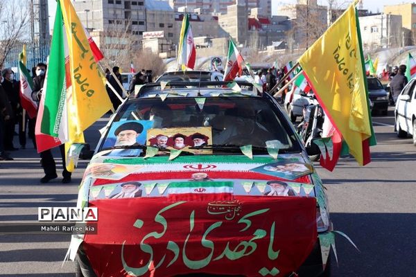 رژه خودرویی یوم الله ۲۲ بهمن در آذربایجان شرقی