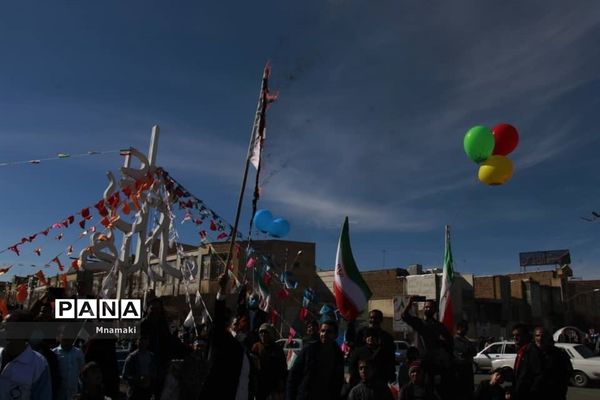 برگزاری راهپیمایی یوم الله 22 بهمن در آران و بیدگل