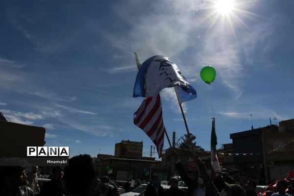 برگزاری راهپیمایی یوم الله 22 بهمن در آران و بیدگل