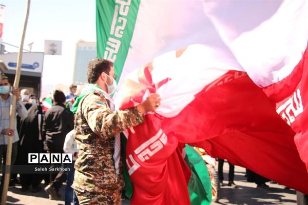راهپیمایی 22 بهمن  در مشهد مقدس