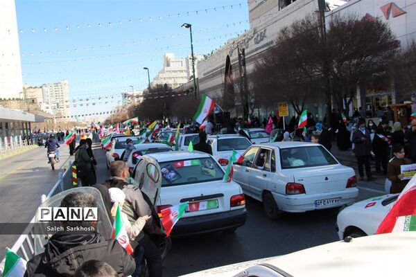 راهپیمایی 22 بهمن  در مشهد مقدس