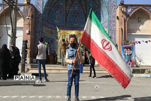 راهپیمایی  موتوری و خودرویی ۲۲ بهمن، با حضور اهالی پردیس