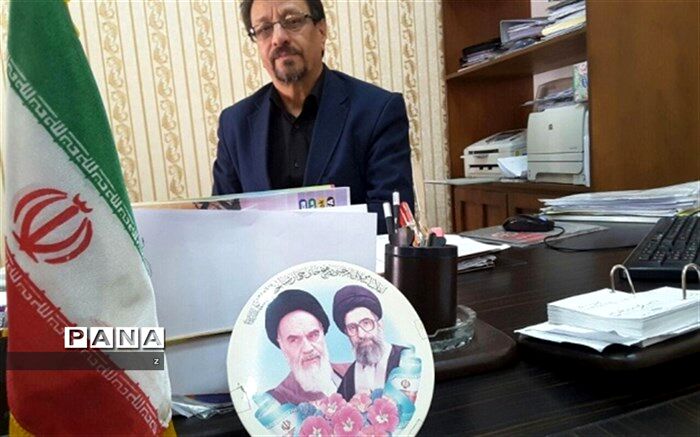 انقلاب اسلامی، ایران را در مسیری عزت افرین و توسعه گرا قرار داد