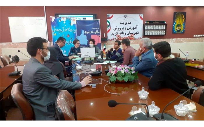 حضور رباط‌کریم  و قرچک در اولین مسابقه ملی مناظره دانش‌آموزی