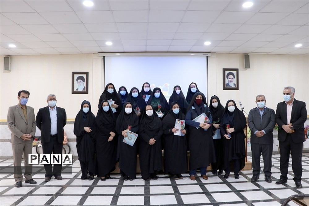 آیین گرامیداشت هفته زن و روز مادر در آموزش و پرورش ناحیه 2 اهواز