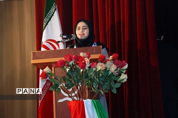 برپایی جشن پیروزی انقلاب اسلامی در کانون سمیه ناحیه یک شهرری