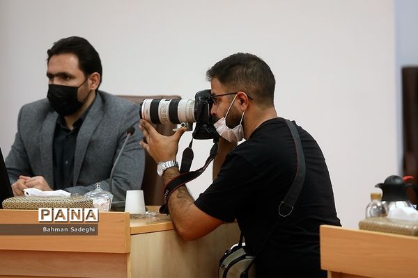 نشست خبری معاون امنیتی و انتظامی  وزیر کشور