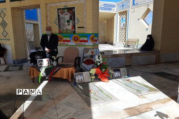 یادواره شهیدعبدالرحمن آدمی درگلزار شهدای ابرکوه