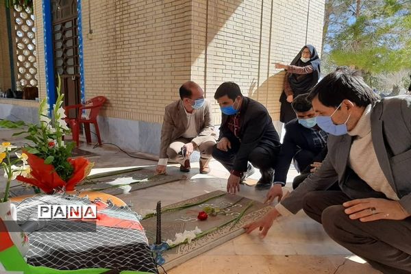 یادواره شهیدعبدالرحمن آدمی درگلزار شهدای ابرکوه