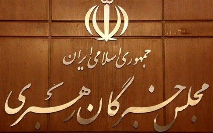 مسئولان هرچه بیشتر در عرصه خدمتگزاری تلاش کنند