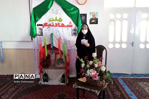 برگزاری مراسم گرامیداشت  دهه فجردر دبیرستان عبدالعلی بیرجندی