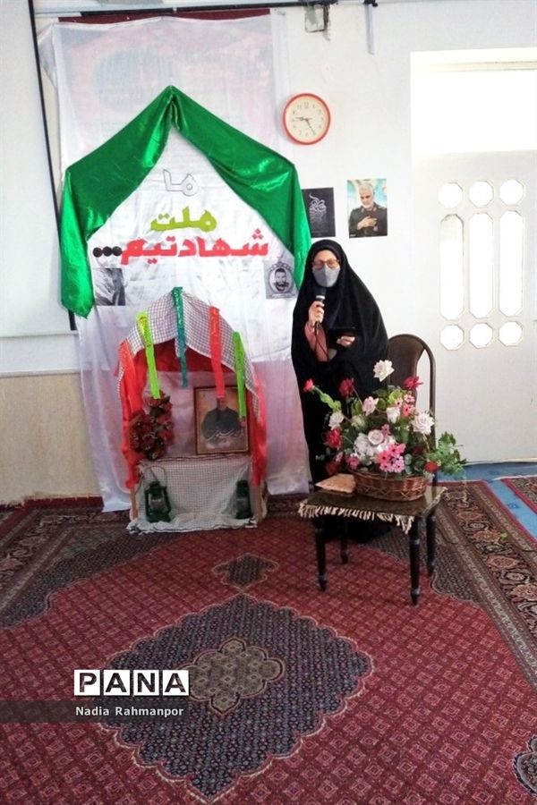 برگزاری مراسم گرامیداشت  دهه فجردر دبیرستان عبدالعلی بیرجندی