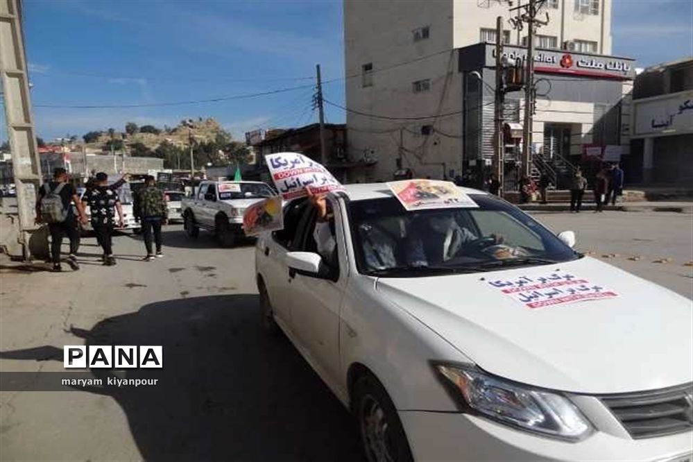 راهپیمایی خودرویی و موتوری ۲۲ بهمن و ادای احترام به شهدا در مسجدسلیمان