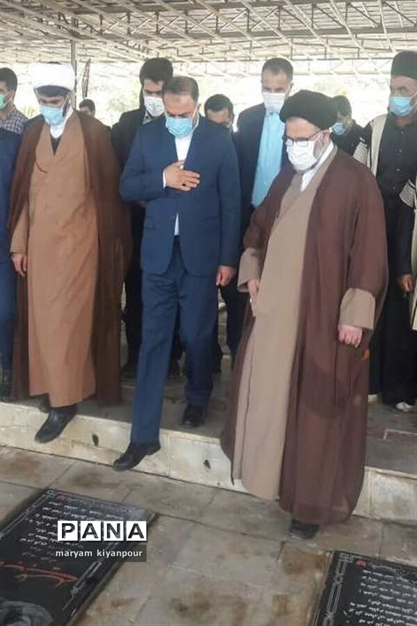 راهپیمایی خودرویی و موتوری ۲۲ بهمن و ادای احترام به شهدا در مسجدسلیمان